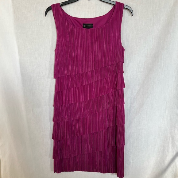 **SOLD** Pink Flapper Style Tiered Sleeveless Midi Dress Size 8 - Picture 6 of 9
